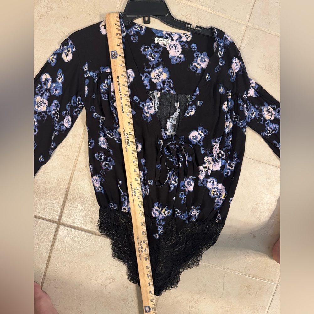 Free People Black Blue Floral V-Neck Tie Long Sleeve Bodysuit‎ Womens, Small - Picture 12 of 16